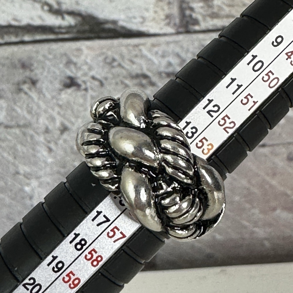 Silver‎ Tone Braided Rope Knot Ring, Size 7 Stretchy Costume Vintage Jewelry - Picture 10 of 14